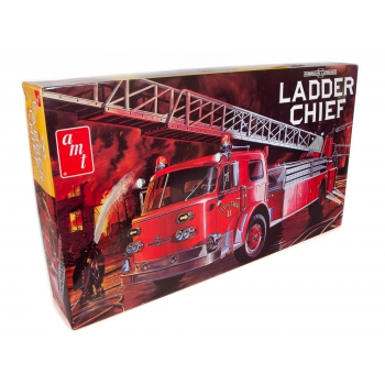 Plastikmodell – American LaFrance Ladder Chief Fire Truck – AMT1204